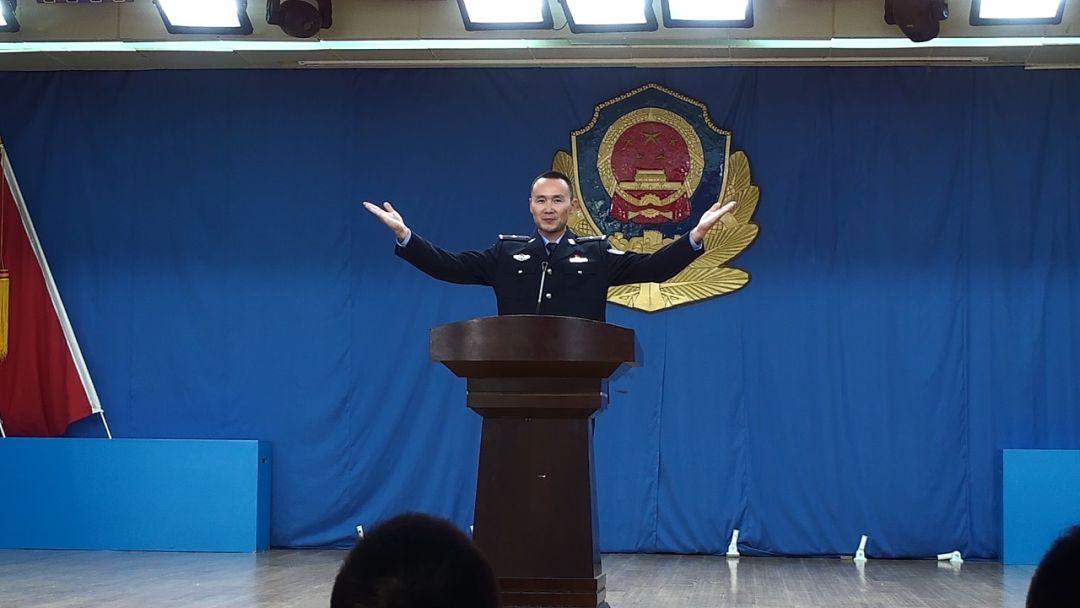 免费阅读小说的魅力与挑战，一场数字时代的文学盛宴,小说免费阅读